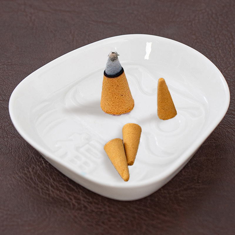 Dekorasi Meja Rumah Keramik Je - Incense Cone Holder ulasan dan harga